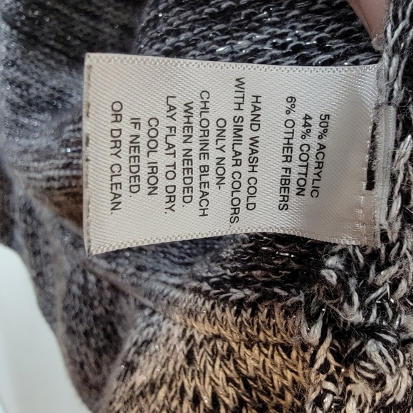 White House Black Market Cardigan With Ruffle Closure - Picture 14 of 15